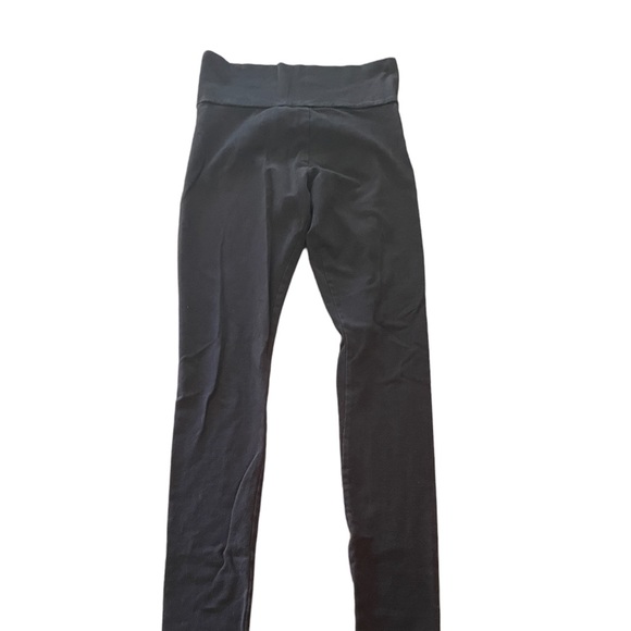 Three pairs of black leggings by Forever 21 - Picture 4 of 13